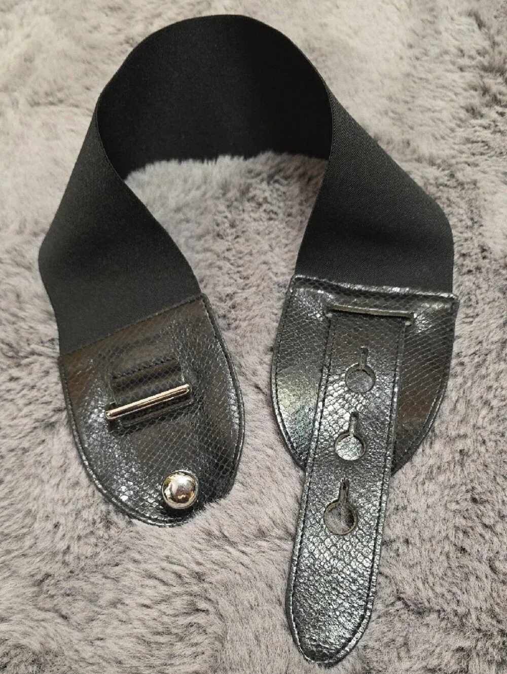 Express Black Leather Stretch Waist Belt  Silver Accent 3 Adjusts Small Medium